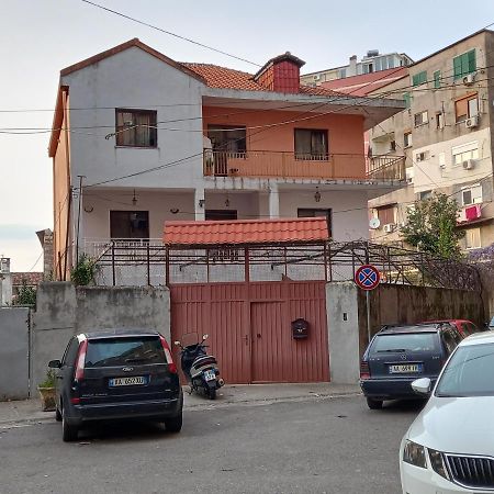 Klev'S Apartments Shkodër Exteriér fotografie